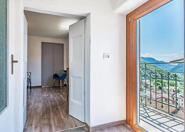 Apartament The Window On The Lake, Free Parking Nesso