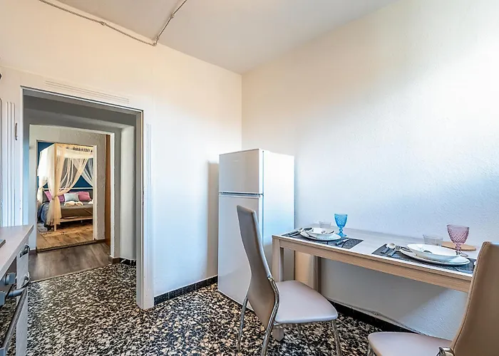 The Window On The Lake, Free Parking Apartament