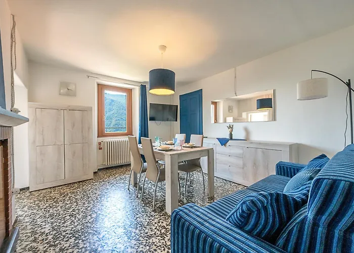 The Window On The Lake, Free Parking Apartament
